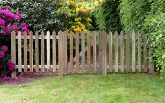 Fencing in Staffordshire