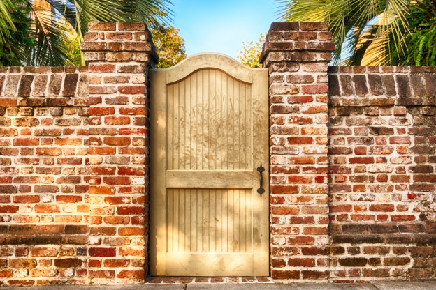 Hanging gates - Weston Sawmill